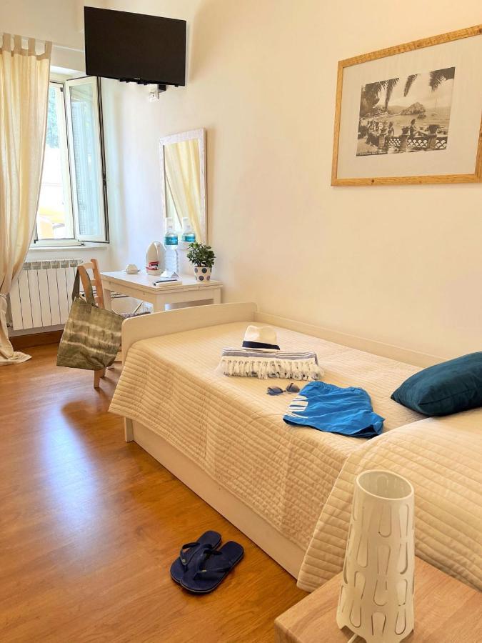 B&B Evelyne Таорміна Екстер'єр фото